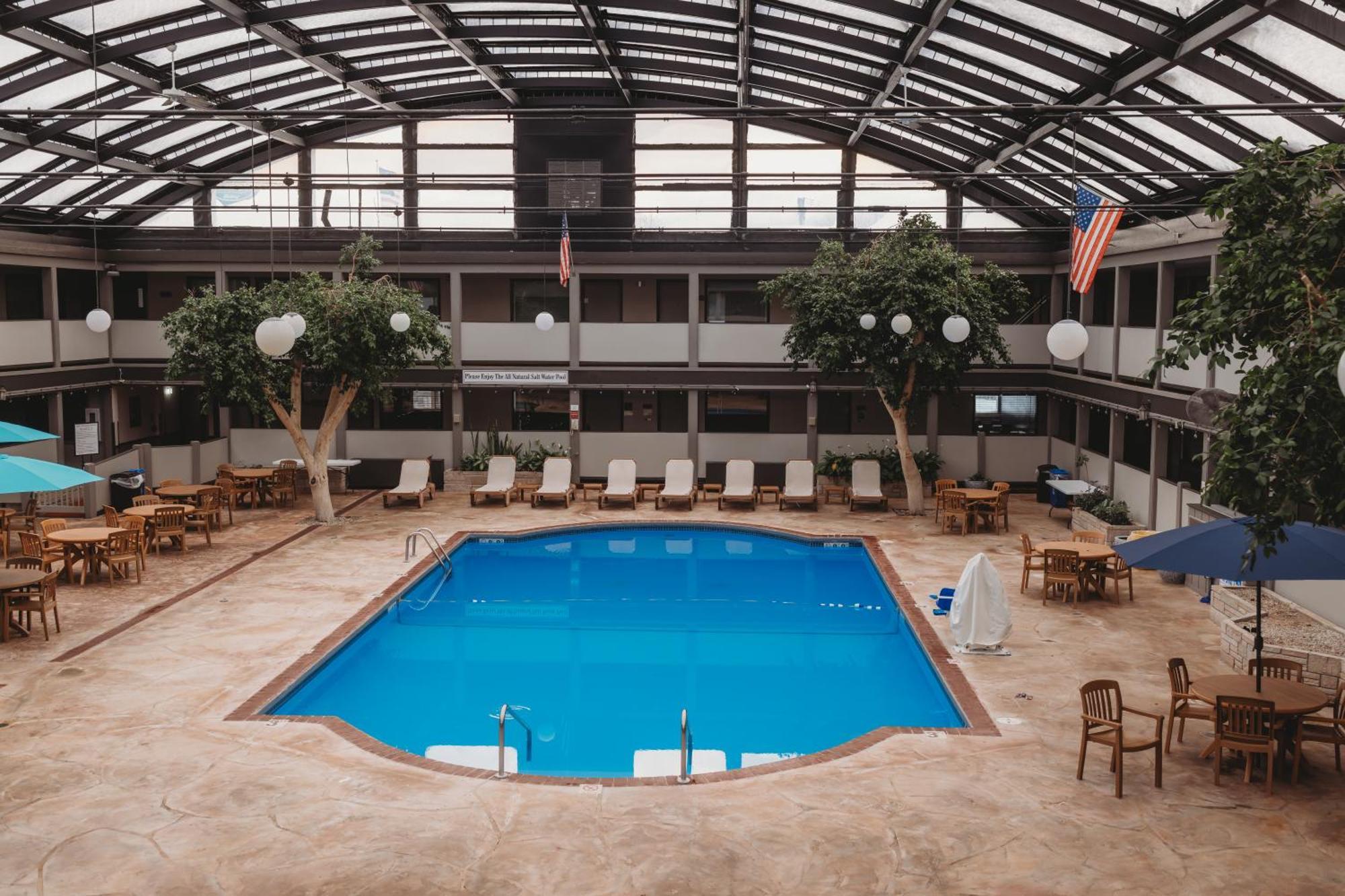 Americinn By Wyndham Appleton Downtown Exterior foto