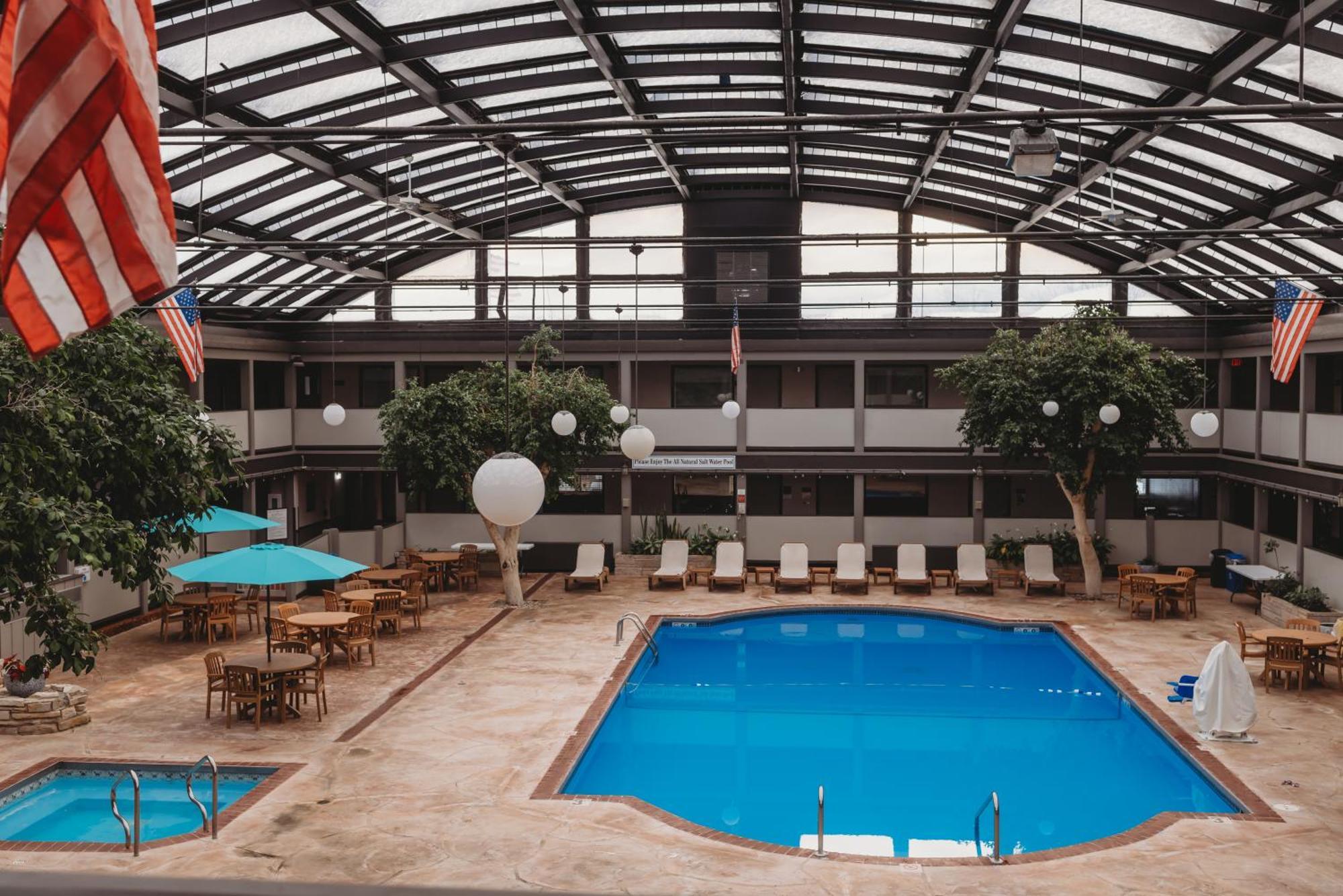 Americinn By Wyndham Appleton Downtown Exterior foto